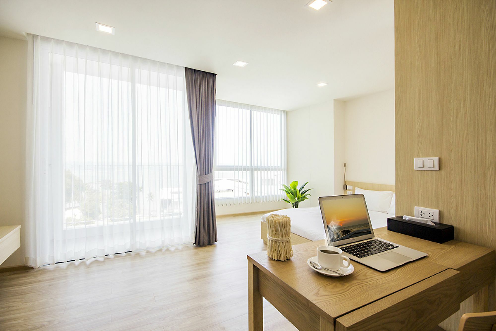 Karin Hotel & Service Apartment - Sha Extra Plus Си Рача Екстериор снимка